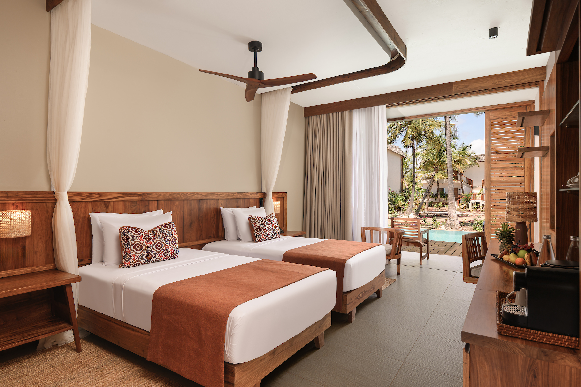 Deluxe Partial Ocean View Room